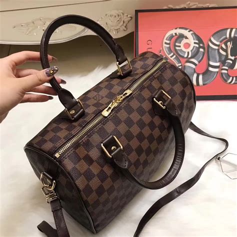 lv speedy france price|speedy bandouliere 30 price.